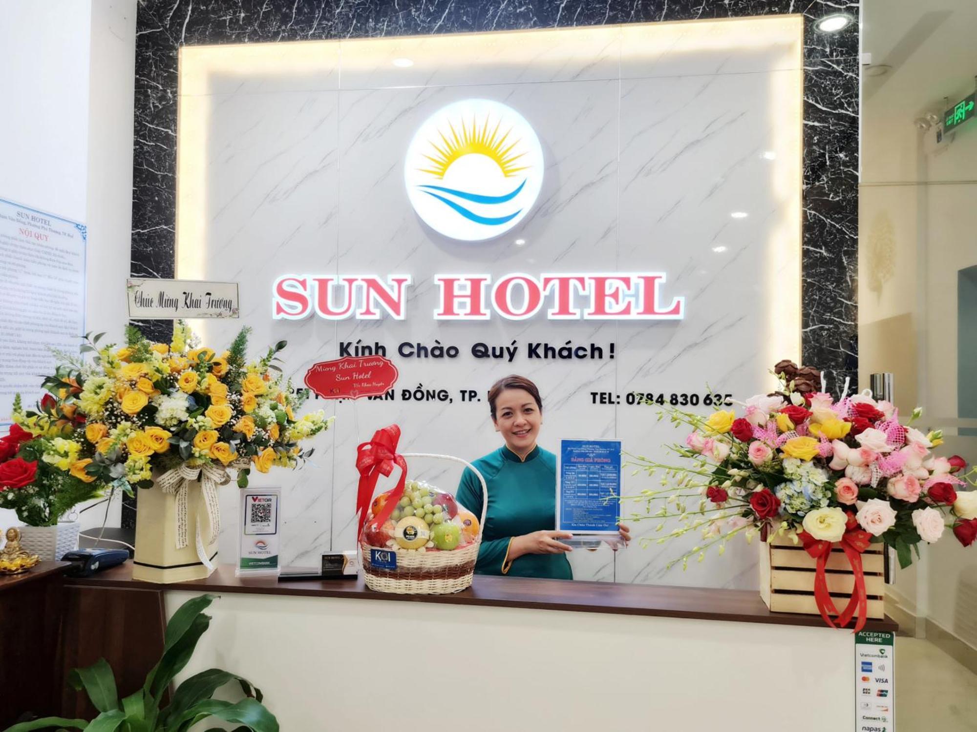 Sun Hotel Hue Esterno foto