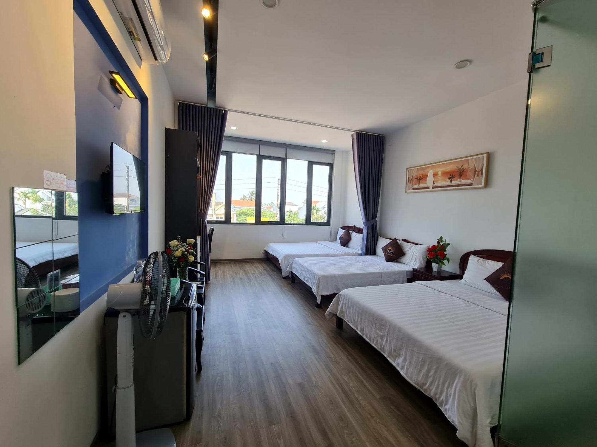 Sun Hotel Hue Esterno foto