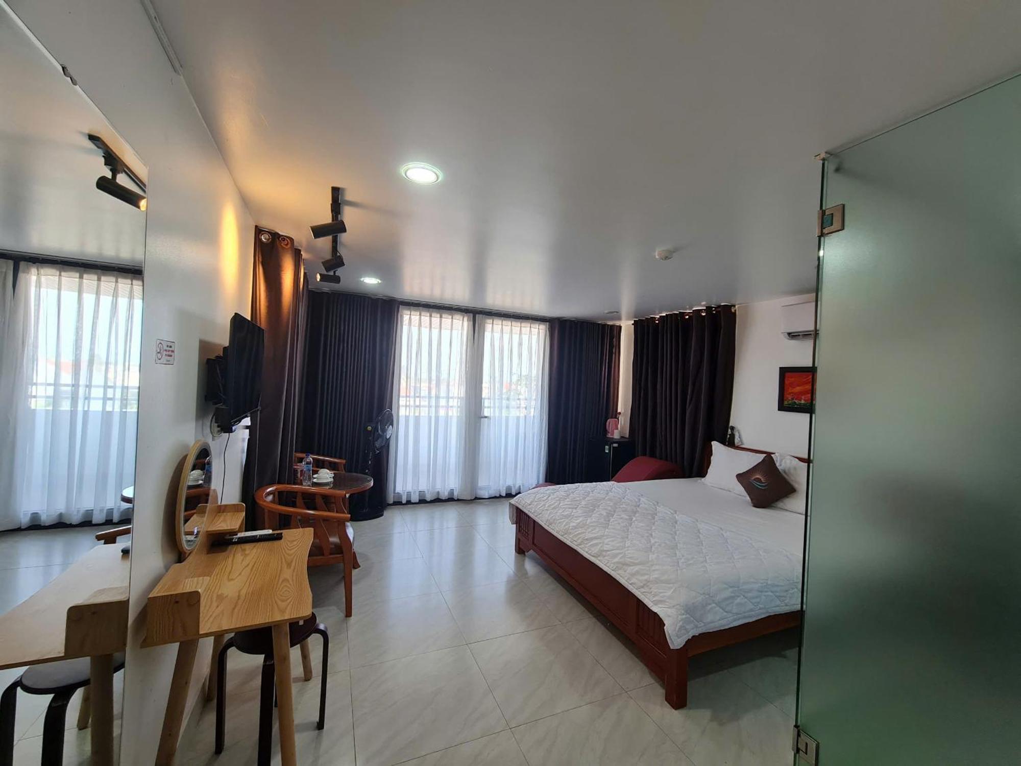 Sun Hotel Hue Esterno foto